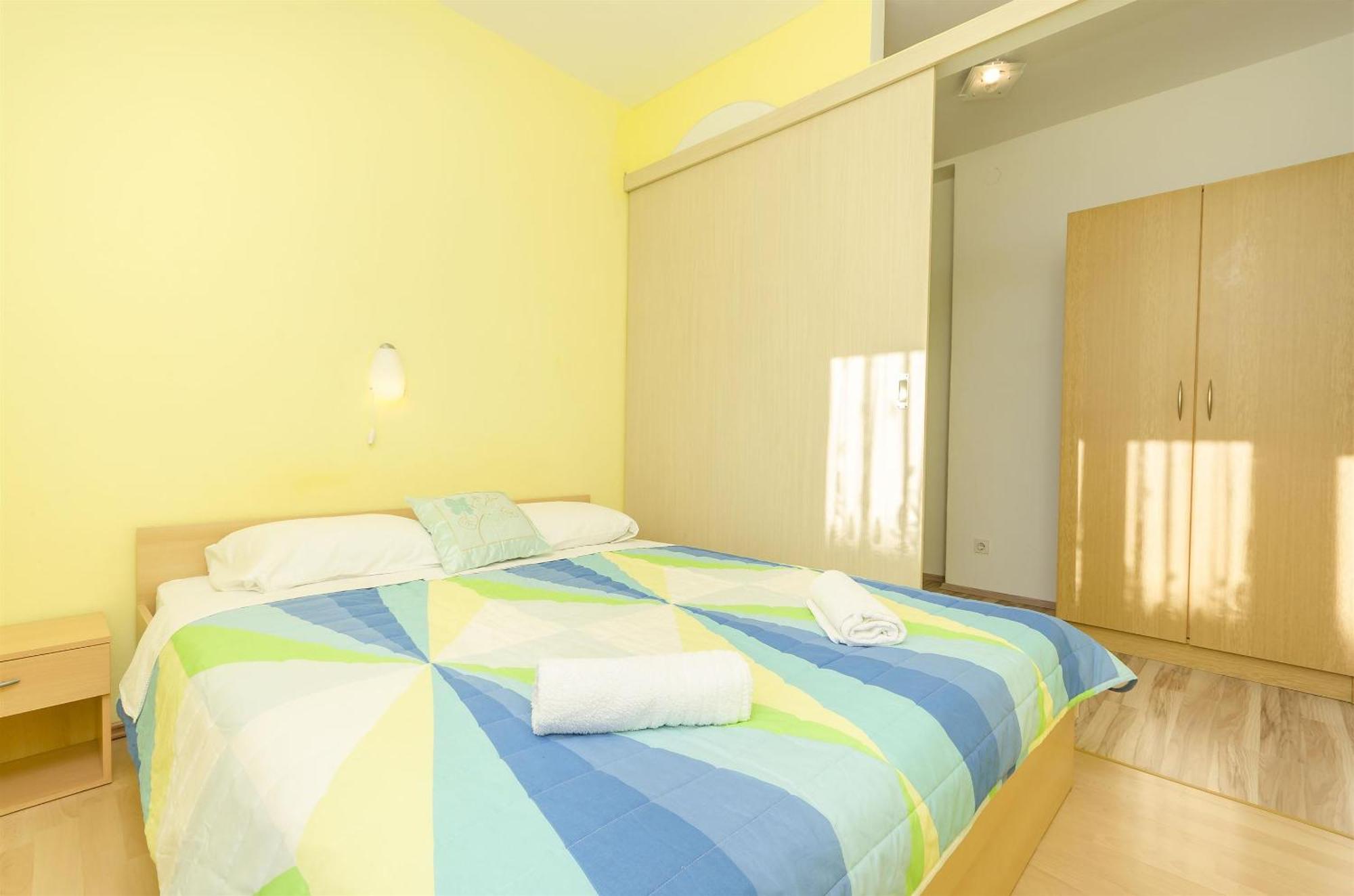 Apartments Rajka Vodice Ngoại thất bức ảnh