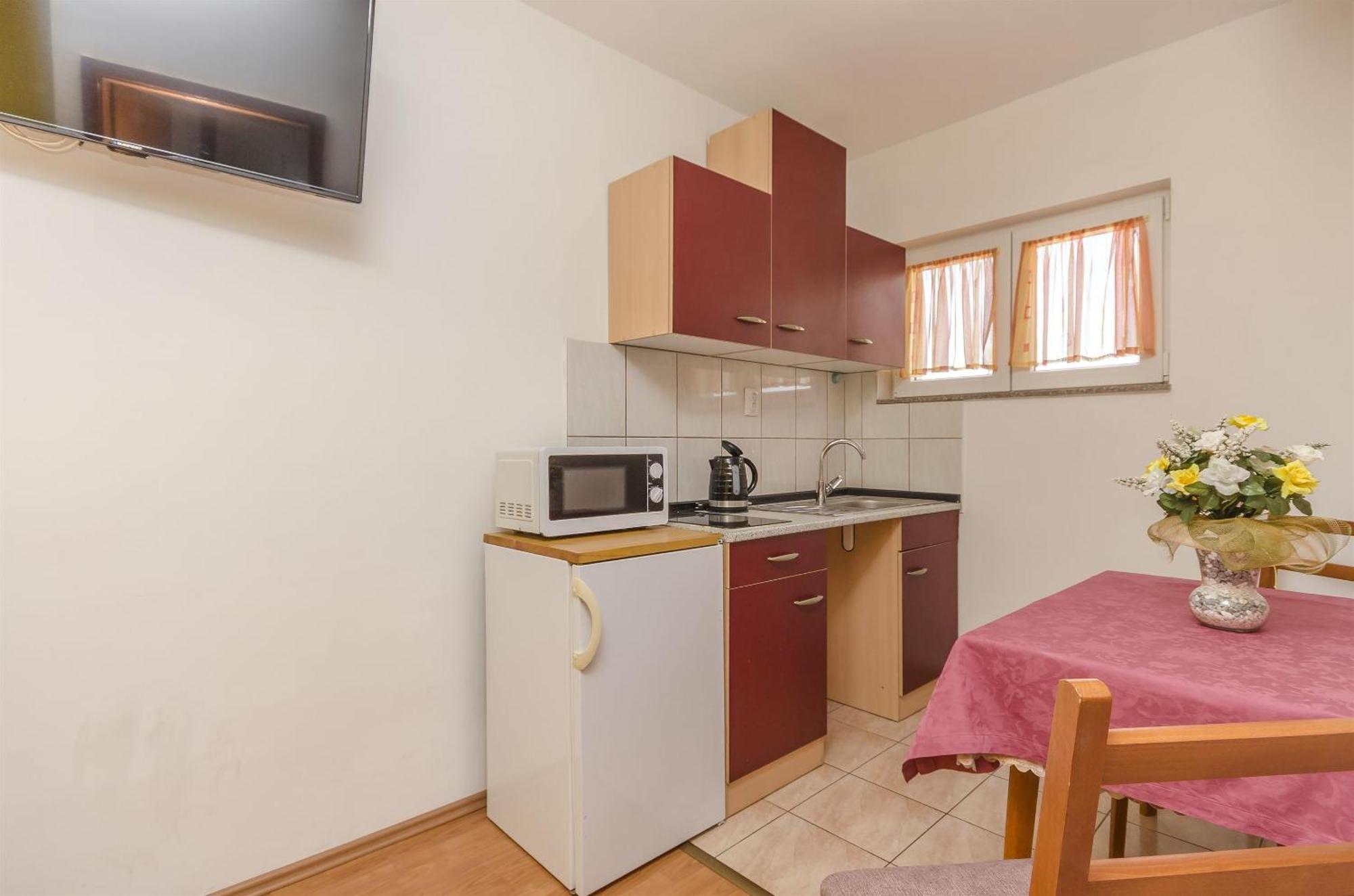 Apartments Rajka Vodice Ngoại thất bức ảnh
